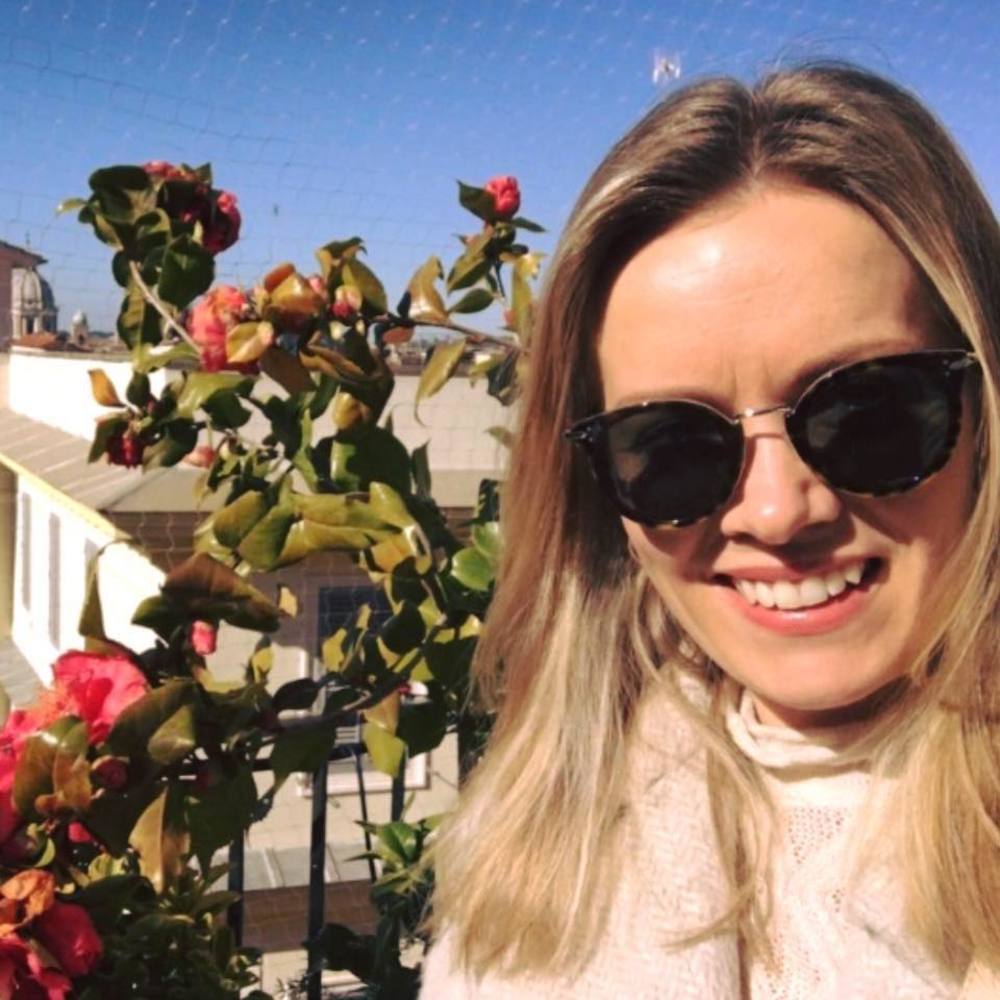 Meet your Posher, Eva